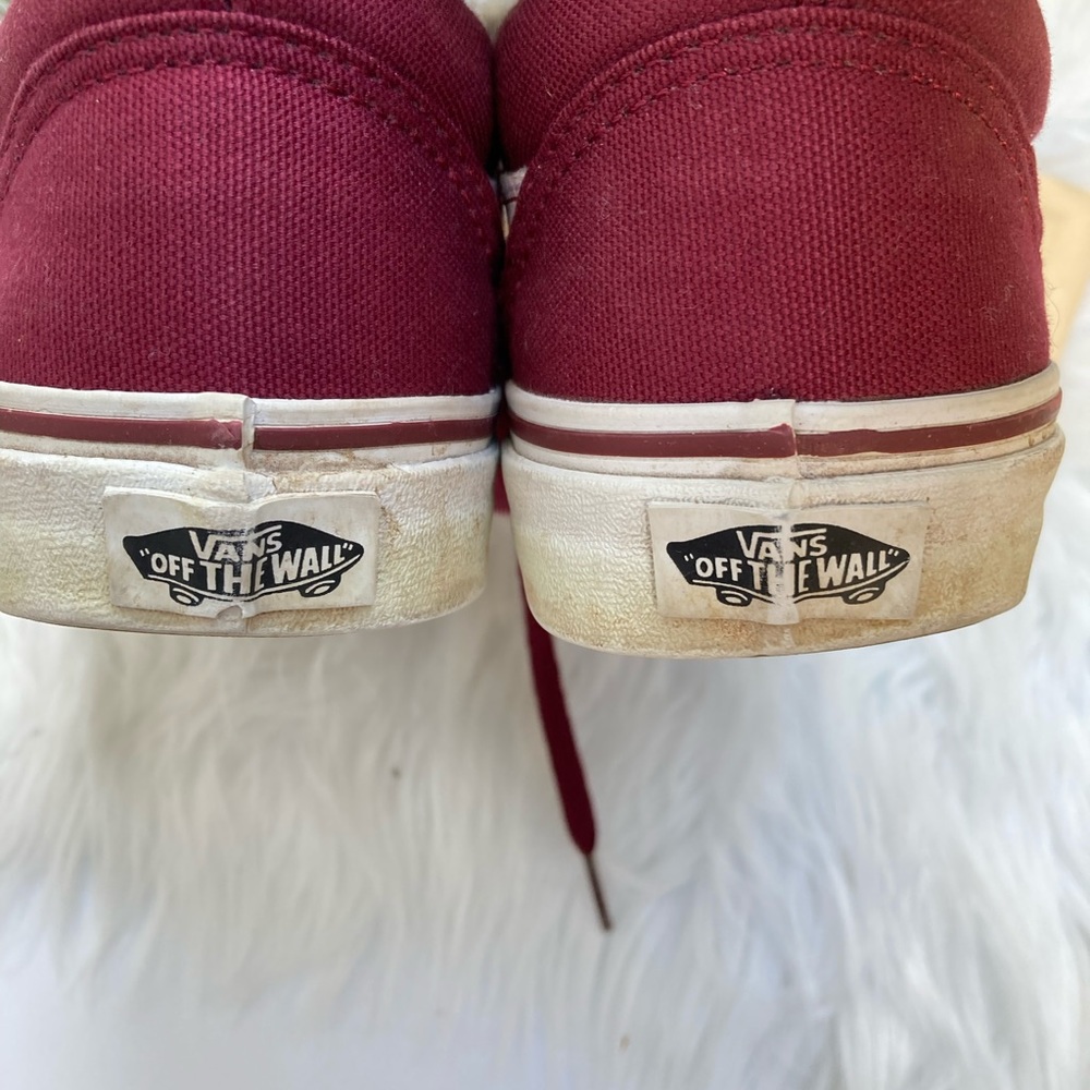 Vans - Picture 5 of 7